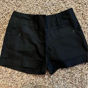 Women's Black Dressy Shorts - size 3/4